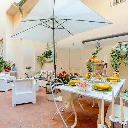 The Garden Along The Stream, Romantic Appartamento